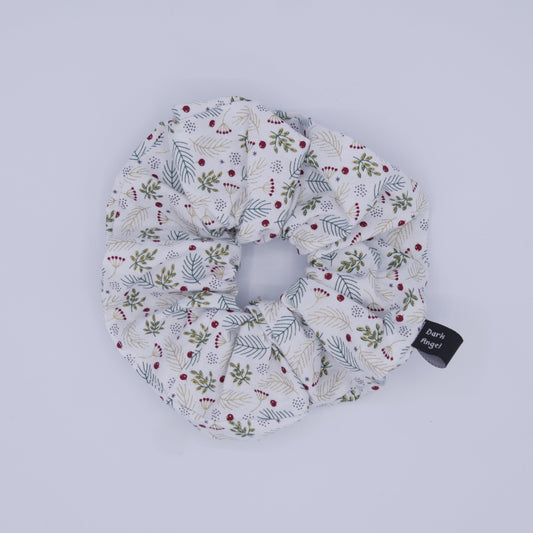 XL Scrunchie in Weiß mit Weihnachtsmuster
